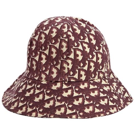 burgundy dior bucket hat